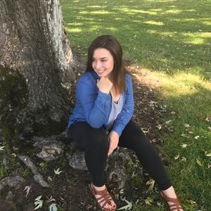 Meet your Posher, Josie